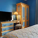 Logis Beausejour מלון קולמר