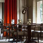 מלון Logis Beausejour