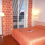 מלון Logis Beausejour