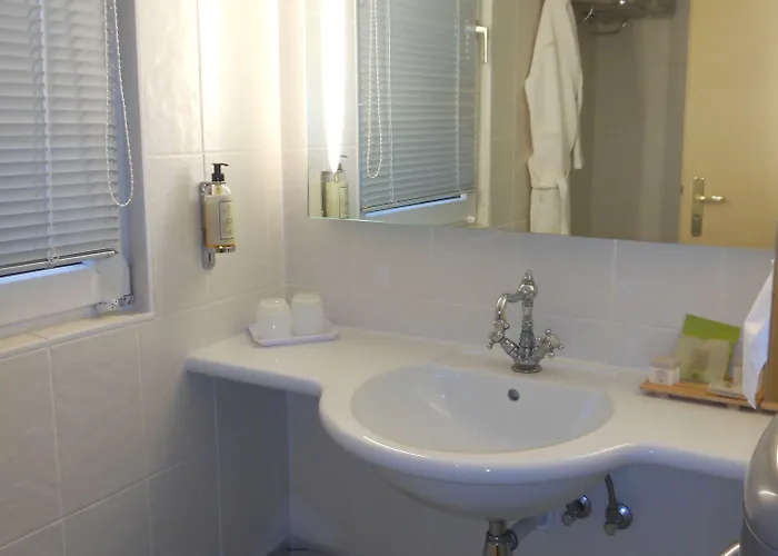 Hotel Logis Beauséjour